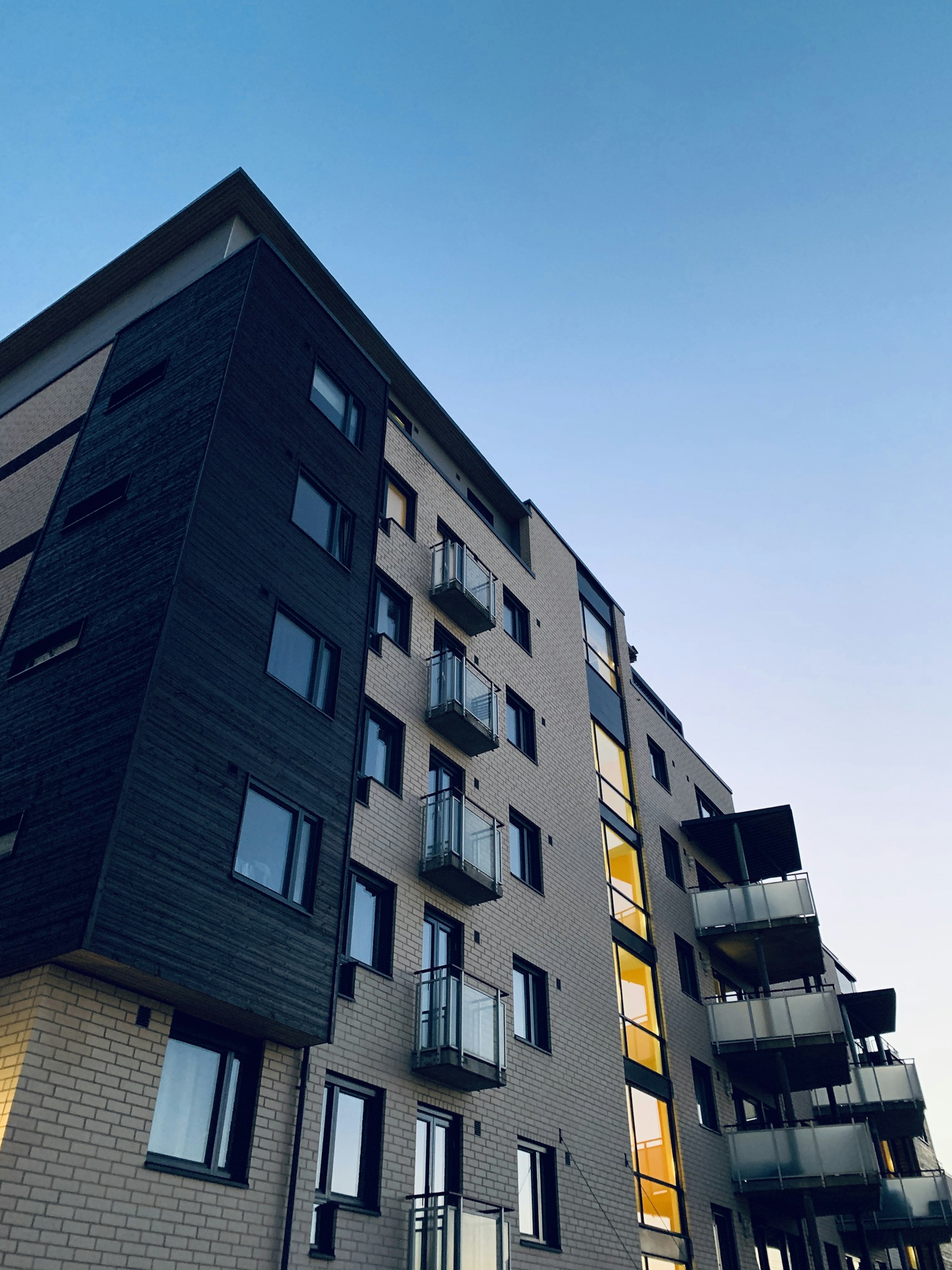 Modern Residential Complex Manhattan - Contemporary luxury living spaces with sustainable design principles and LEED Gold certification
